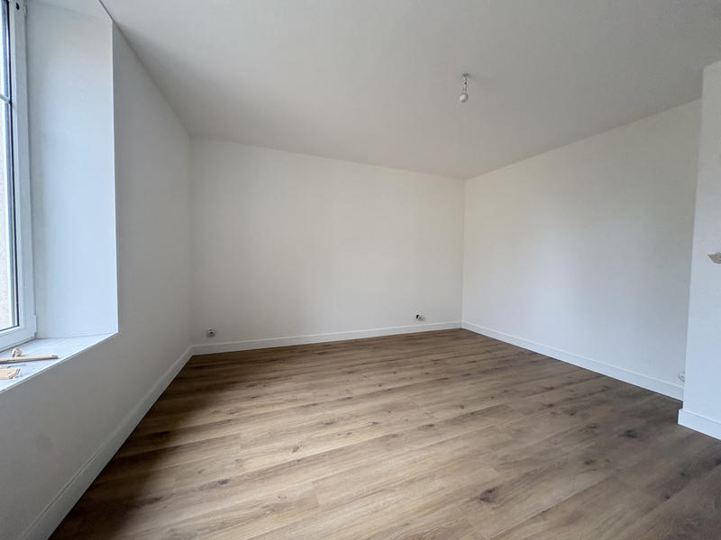 Appartement - 104 m² - 3 pièces