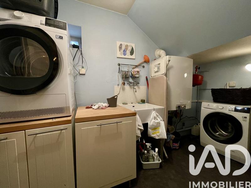 Maison - 180 m² - 7 pièces