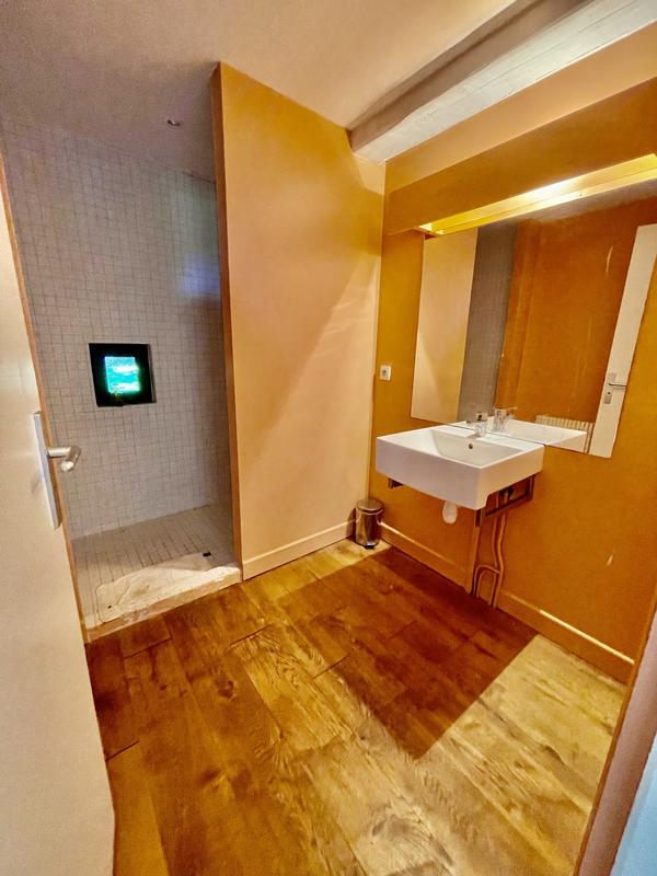 Maison ancienne - 409 m² - 12 pièces