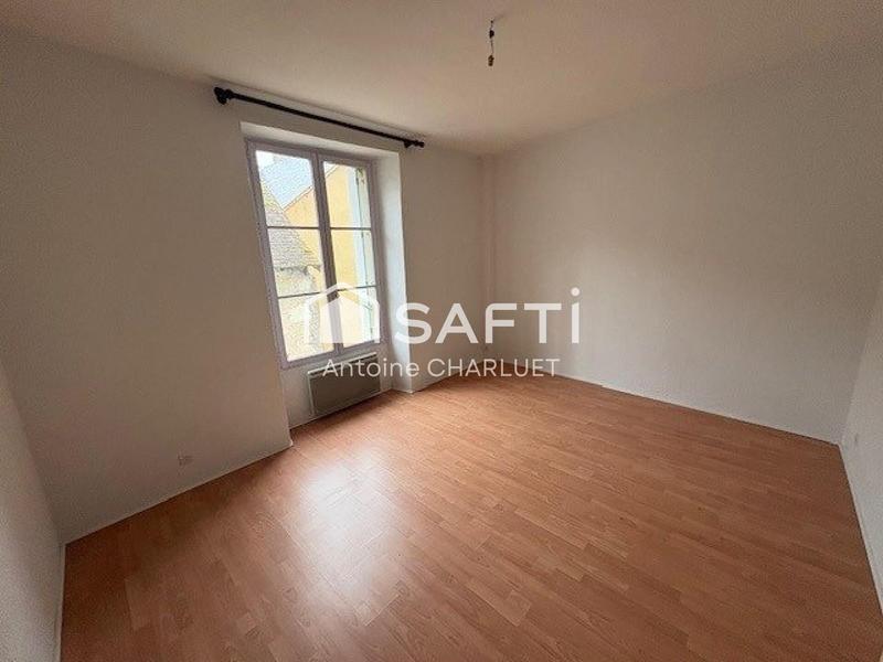 Maison - 330 m² - 13 pièces