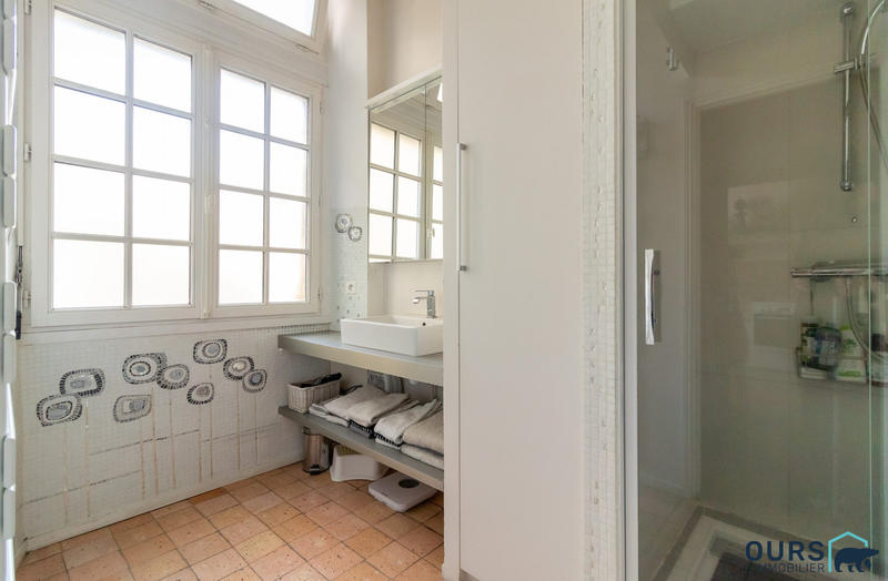 Appartement - 112 m² - 5 pièces