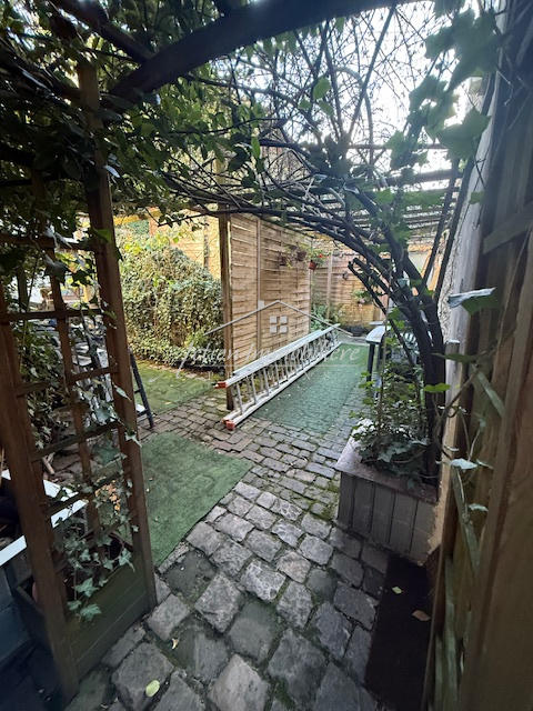 Maison - 170 m² - 7 pièces