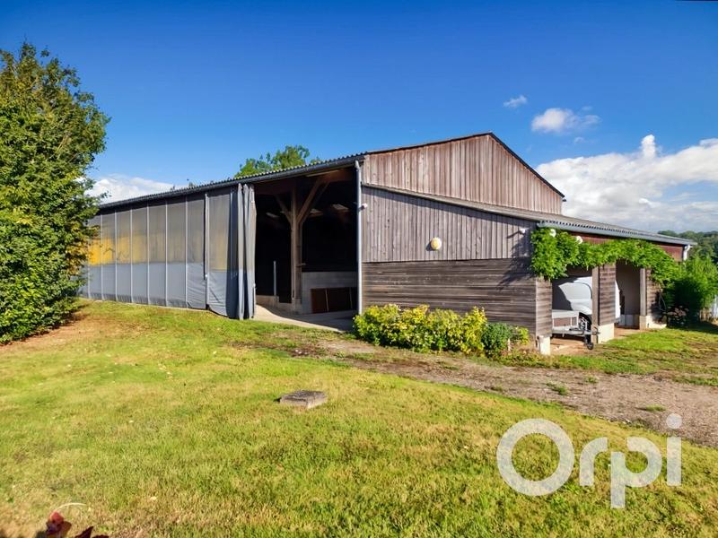 Maison - 137 m² - 6 pièces