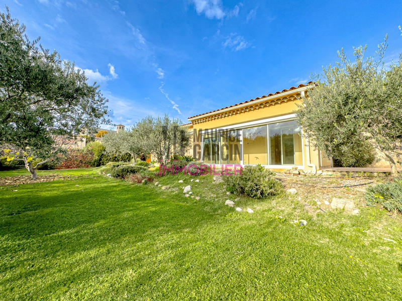 Villa - 135 m² - 6 pièces