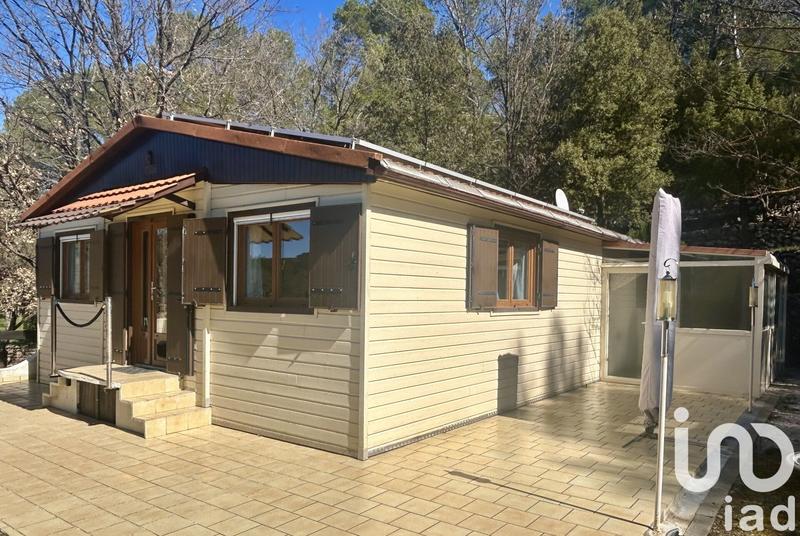 Maison - 14 000 m² - 4 pièces