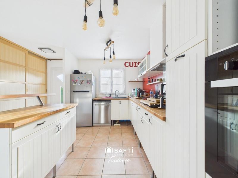 Maison - 90 m² - 4 pièces