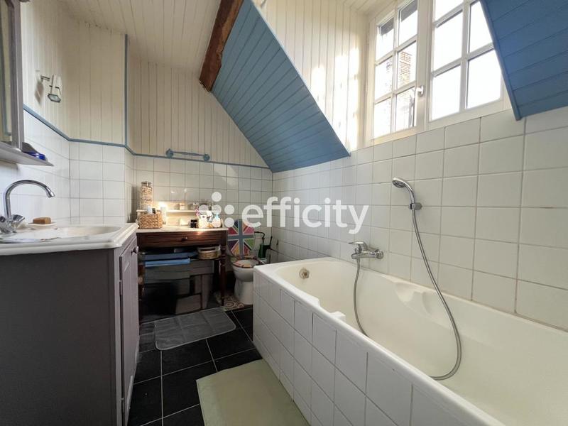 Longère - 220 m² - 9 pièces