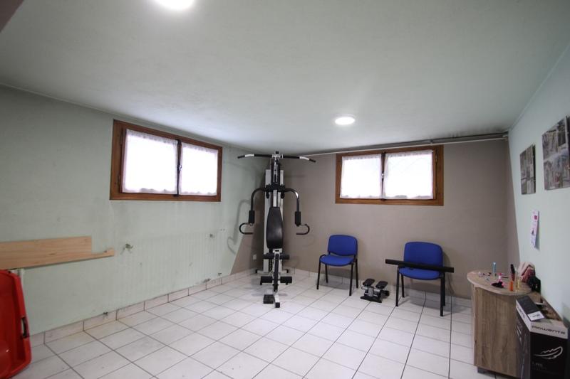 Appartement ancien - 116 m² - 3 pièces