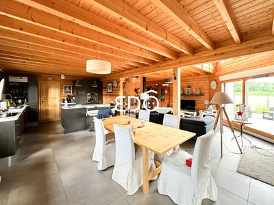 Maison - 149 m² - 5 pièces