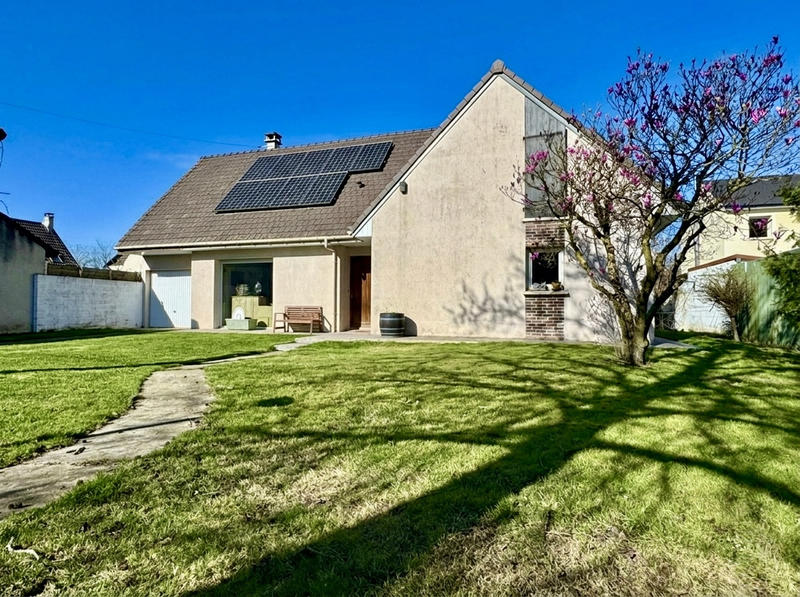 Maison - 110 m² - 6 pièces