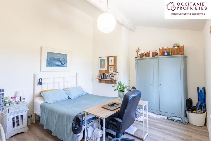 Maison - 258 m² - 9 pièces