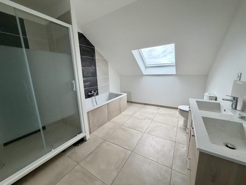 Maison contemporaine - 204 m² - 7 pièces