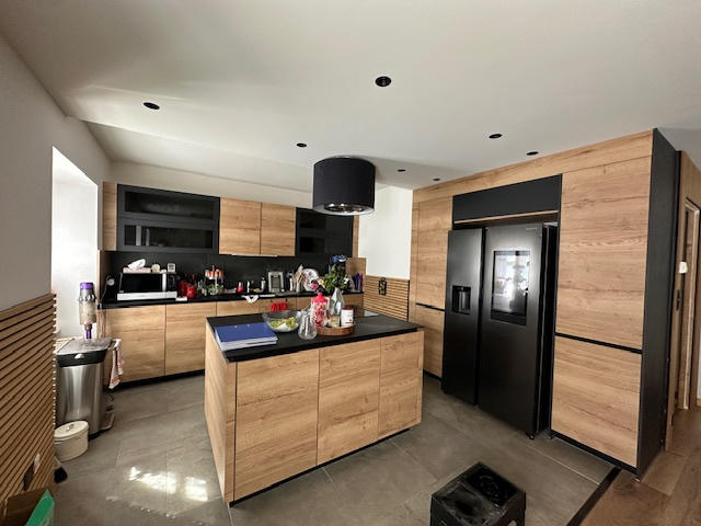 Appartement - 87 m² - 3 pièces