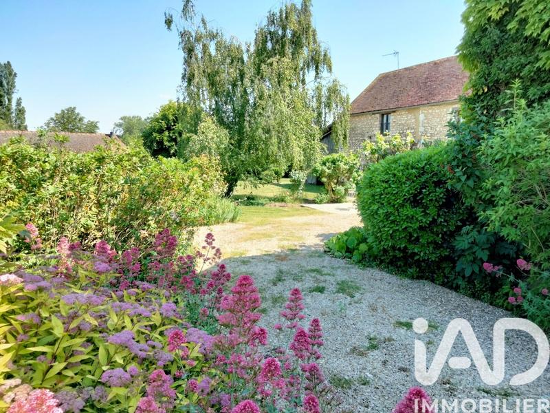 Maison de village - 389 m² - 10 pièces