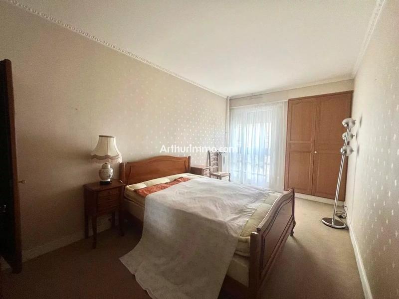 Appartement - 86 m² - 4 pièces