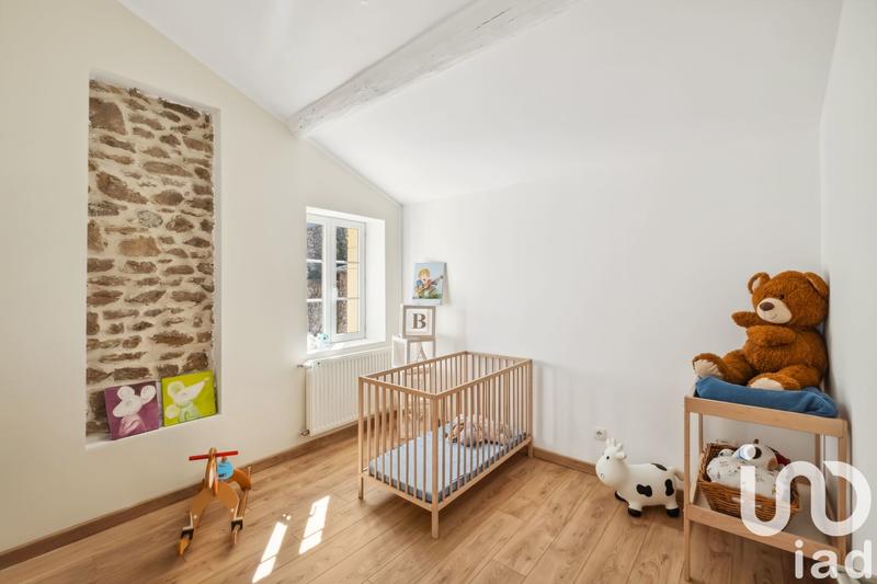 Maison - 210 m² - 6 pièces