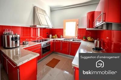 Villa - 252 m² - 9 pièces