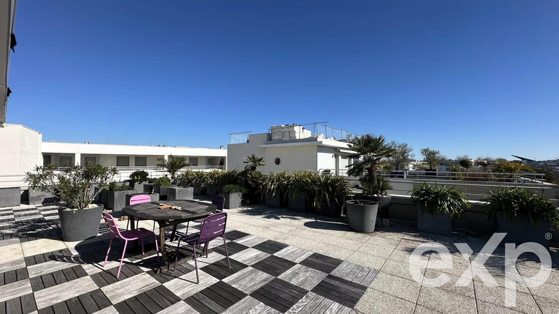 Appartement - 156 m² - 4 pièces