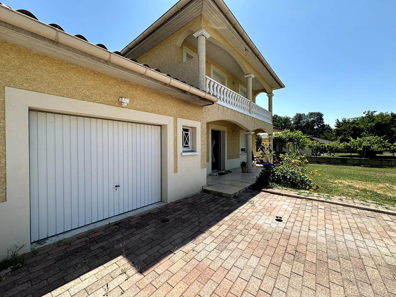 Maison - 170 m² - 6 pièces