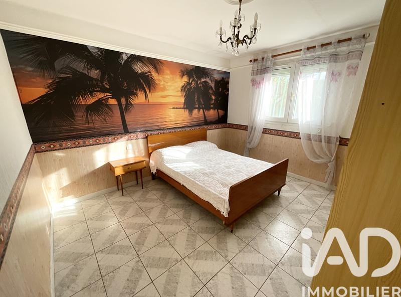 Maison - 398 m² - 11 pièces