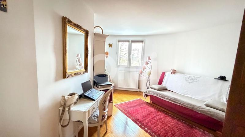 Duplex - 91 m² - 4 pièces