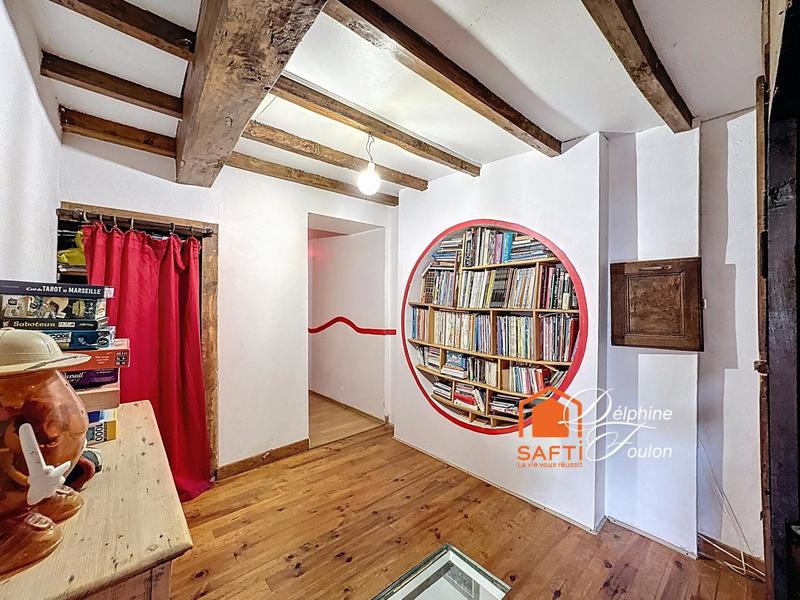 Maison - 288 m² - 8 pièces