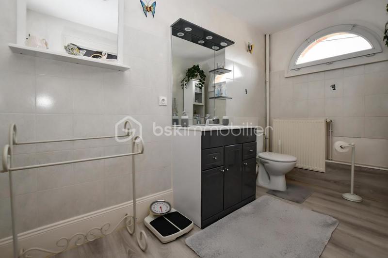 Maison de maîtres - 184 m² - 7 pièces