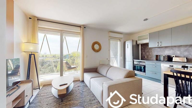 Chambre - 12 m² - 1 pièce