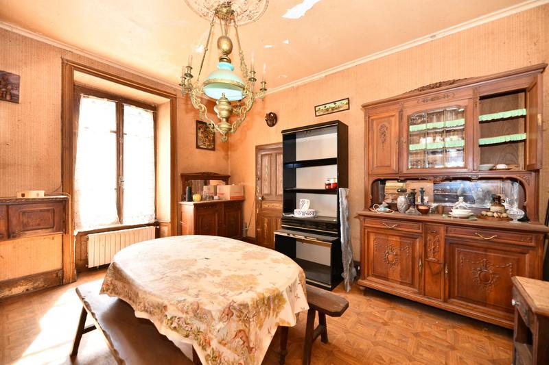 Maison ancienne - 185 m² - 8 pièces
