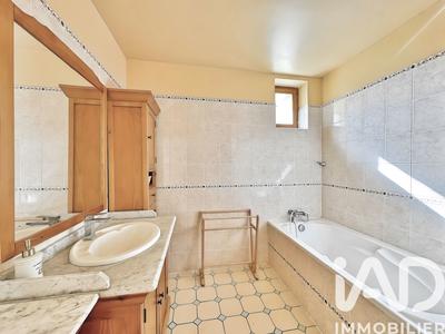 Duplex - 126 m² - 5 pièces