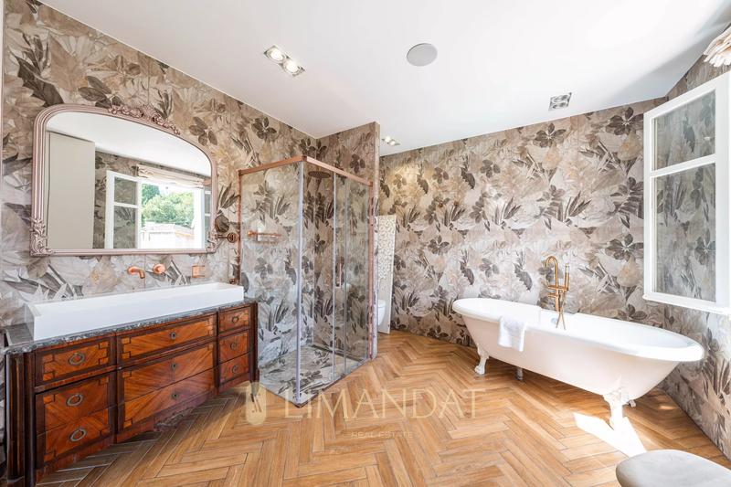 Villa - 165 m² - 10 pièces