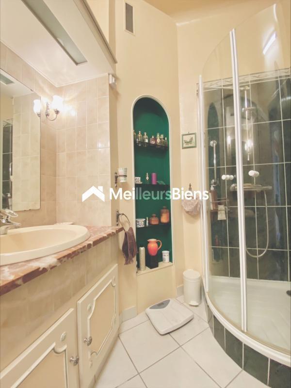 Appartement ancien - 98 m² - 5 pièces