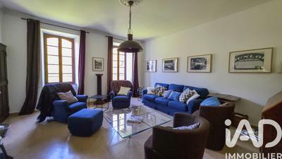 Maison - 360 m² - 12 pièces