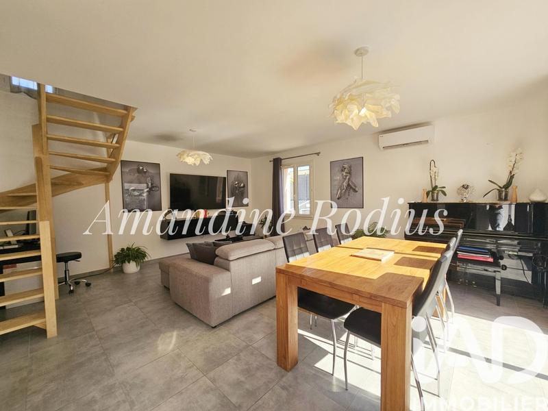 Maison - 83 m² - 4 pièces