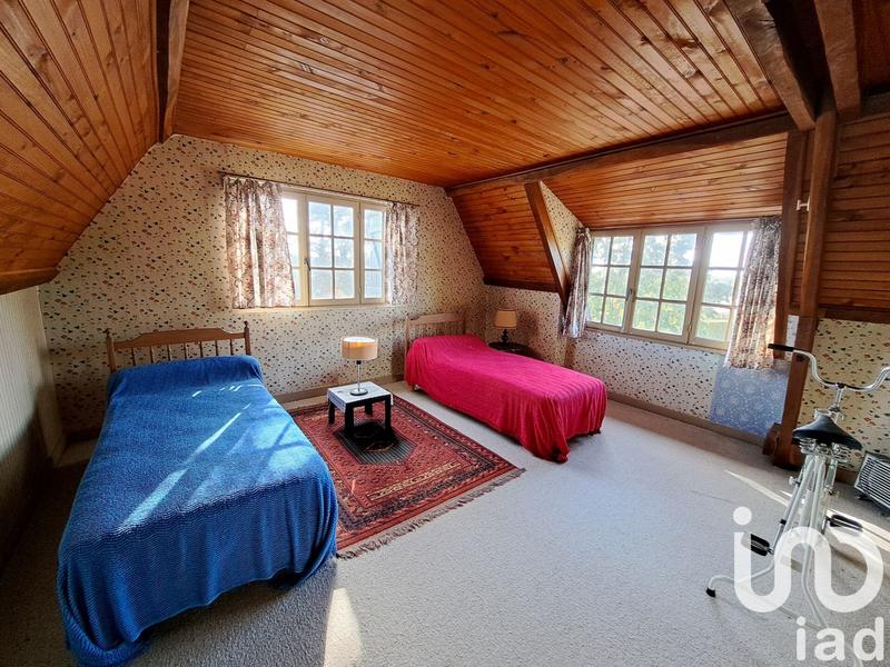 Maison - 196 m² - 8 pièces