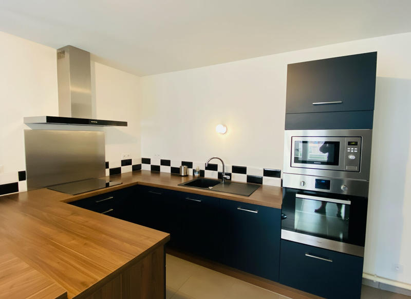 Appartement - 61 m² - 3 pièces