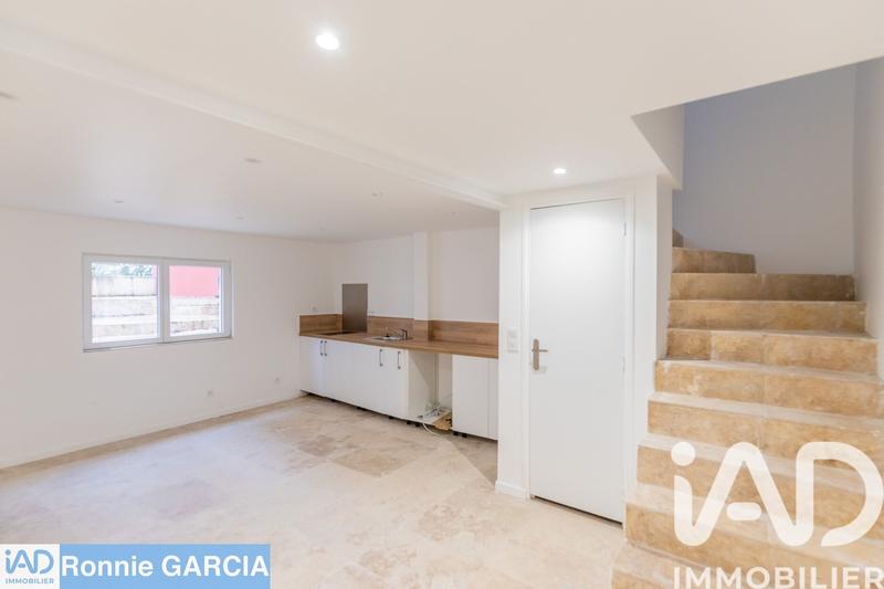 Maison - 210 m² - 8 pièces