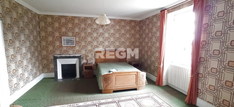 Propriété - 229 m² - 8 pièces