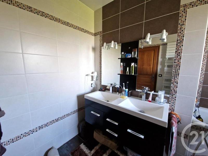 Maison - 153 m² - 6 pièces