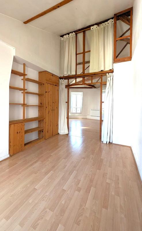 Appartement - 65 m² - 4 pièces