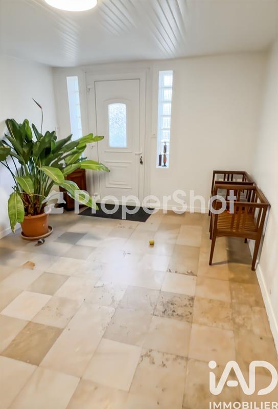 Maison - 161 m² - 8 pièces