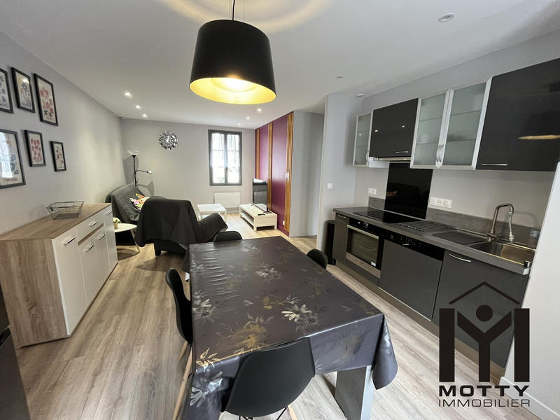 Appartement - 60 m² - 3 pièces