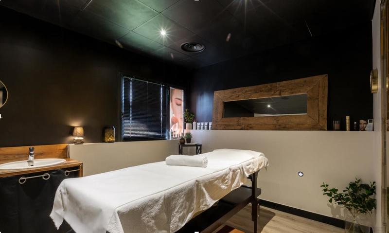 Beauté / Bien-être - 62 m²