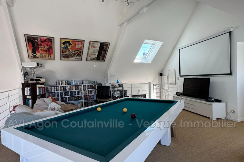 Villa - 350 m² - 10 pièces