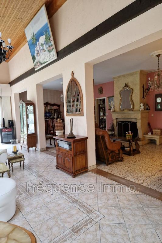 Maison - 290 m² - 8 pièces