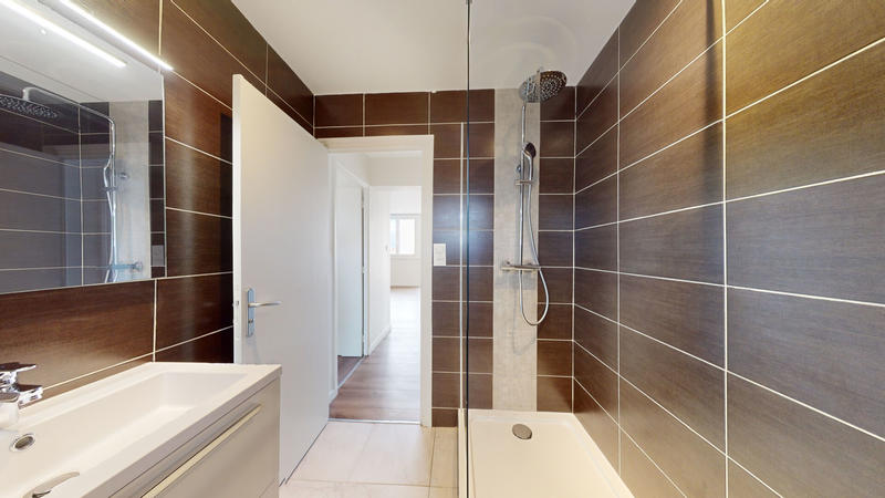 Appartement - 64 m² - 4 pièces