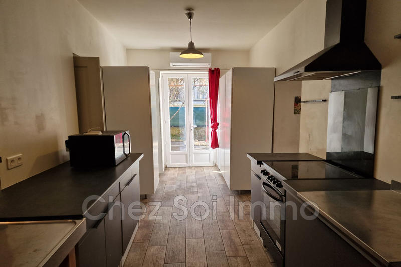 Appartement - 140 m² - 5 pièces