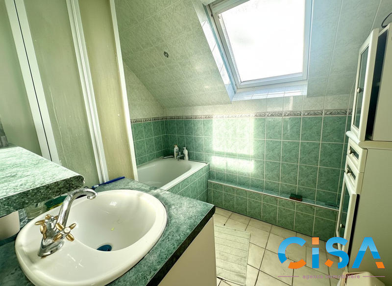 Maison traditionnelle - 120 m² - 6 pièces