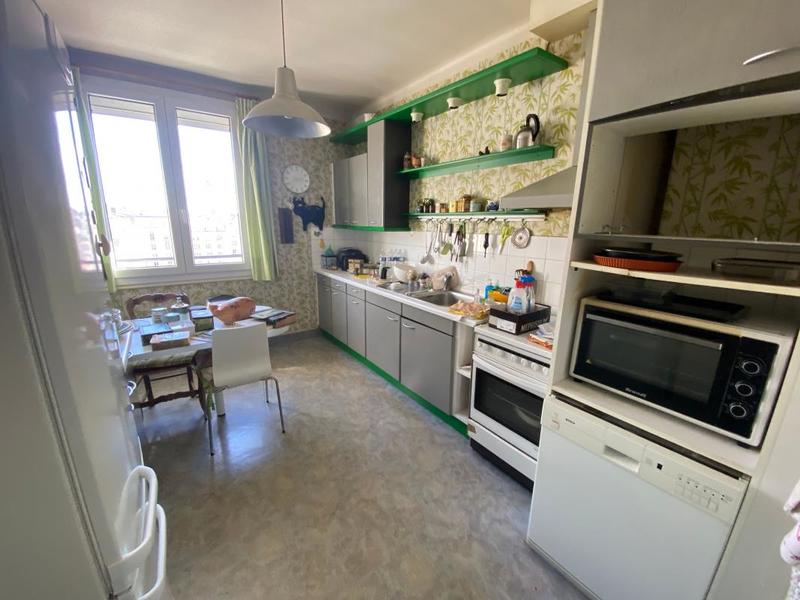 Appartement - 145 m² - 6 pièces