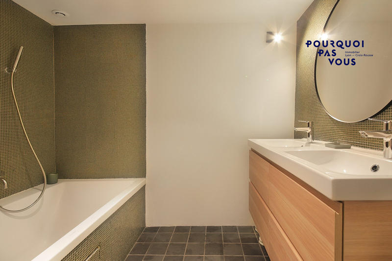 Appartement - 108 m² - 4 pièces